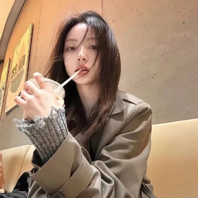 伊朗三面戏剧人生